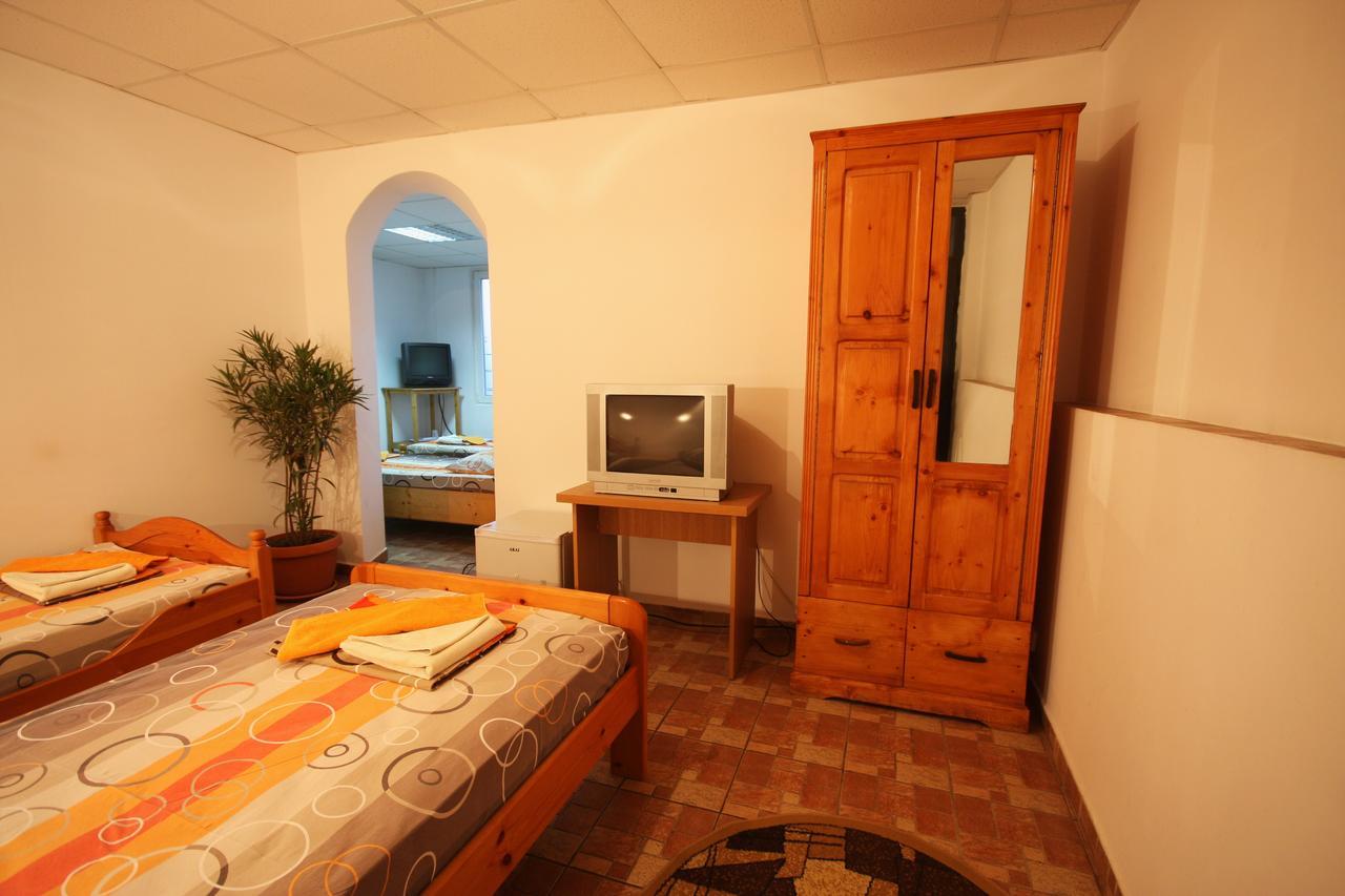 Il Capo Tour Motel Craiova Exterior foto